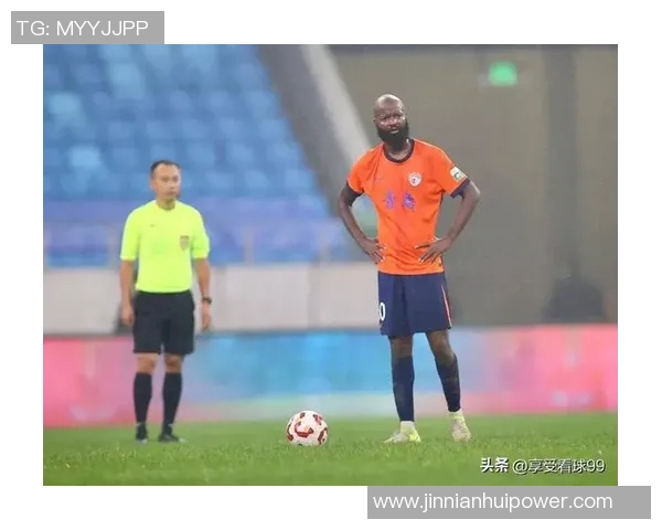 海牛俱乐部拒绝与兰克尔泽续约因其个人操守问题引发关注 海牛俱乐部拒绝与兰克尔泽续约因其个人操守问题引发关注