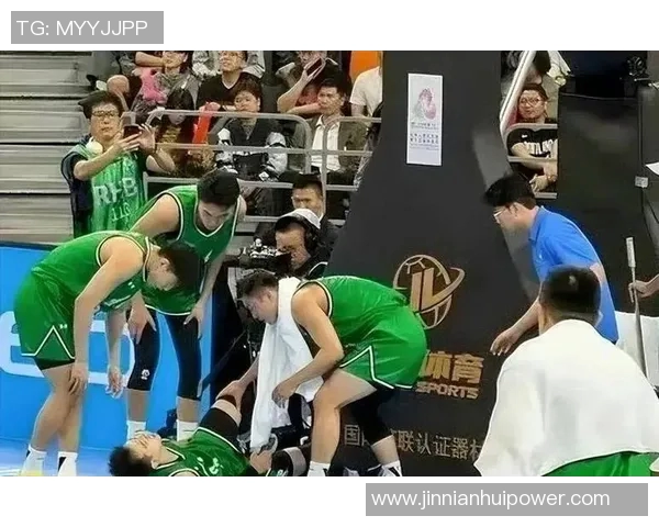 热火训练遭遇重创五名主力缺席让球队备战蒙阴影 热火训练遭遇重创五名主力缺席让球队备战蒙阴影