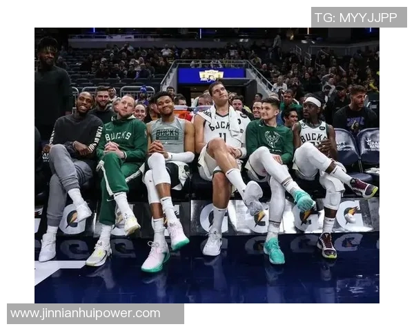 字母哥三兄弟同聚雄鹿新赛季NBA迎来三组兄弟联手对决