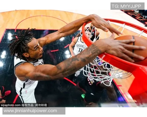 恩比德训练中右膝酸痛将进行影像检查以确认伤情