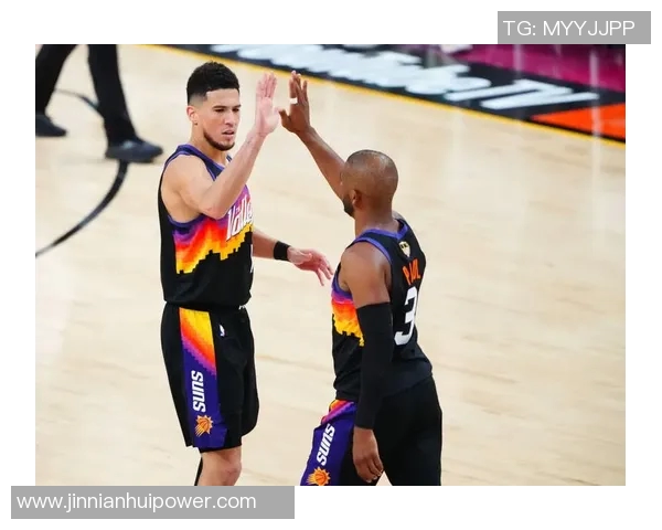 老炮保罗表现惊艳17分钟内三分球命中率高达80助力球队胜利